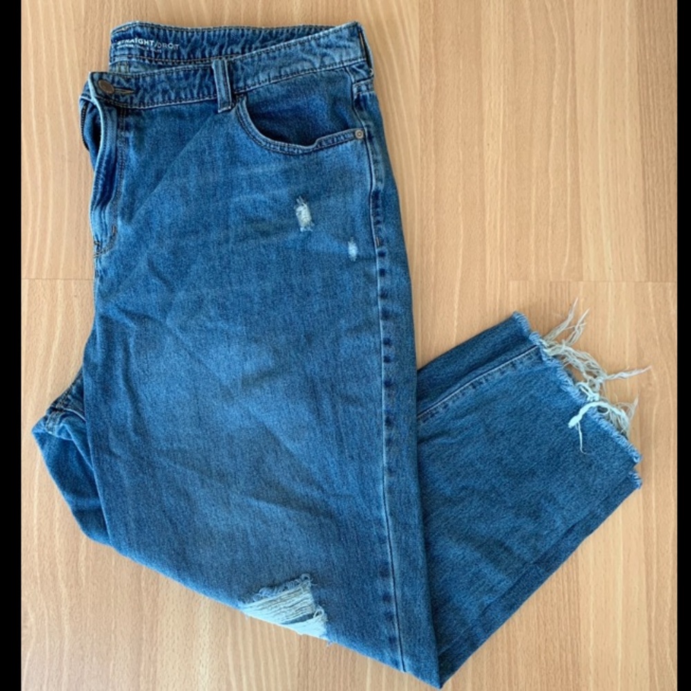Old Navy High-Rise Straight Leg Cropped Jeans